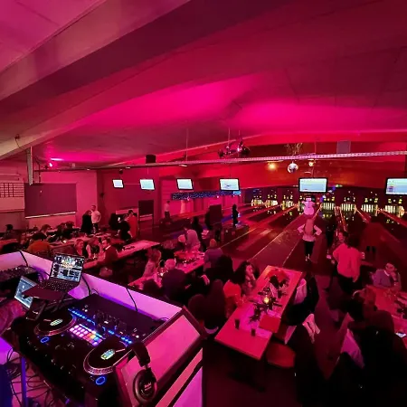 فندق Sporthotel Oehringen
