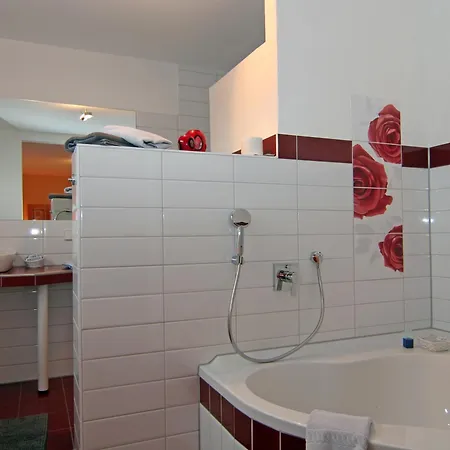 فندق Sporthotel Oehringen 3*
