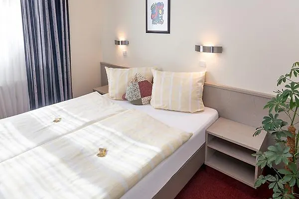 فندق Sporthotel Oehringen