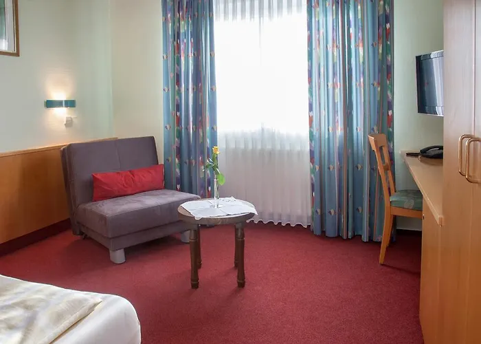 Sporthotel Oehringen فندق